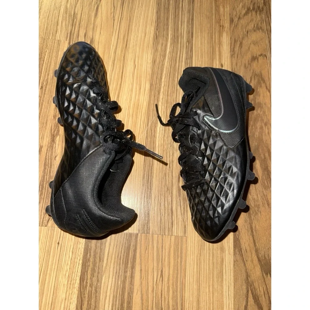 Nike Tiempo 2Y Youth Kids Legend 8 Black Firm Ground Soccer Cleats‎ Low Top